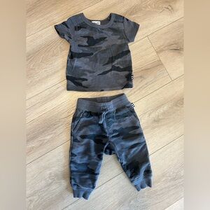 EUC Splendid Baby 3-6 Month Matching Gray Camo Pants & T-Shirt